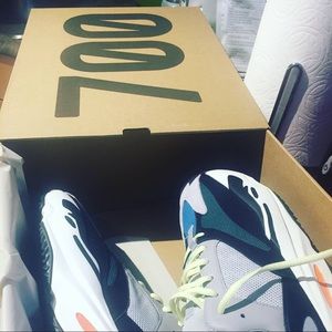 Yeezy 700 OG